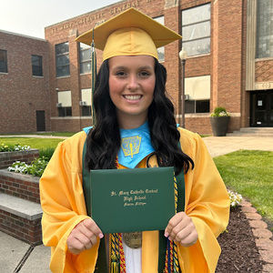 Meet your Posher, Caroline